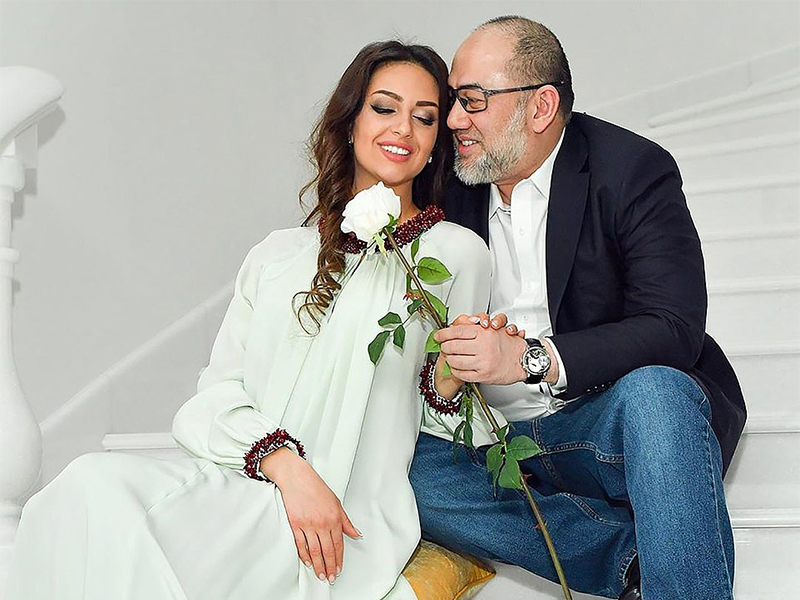 تعليق الحسناء الروسية على طلاقها من الملك الماليزي السابق